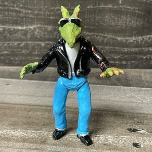 1993 revv 4.75"B.C. Bikers Green Lizard Action Figure Toy Biker Jacket